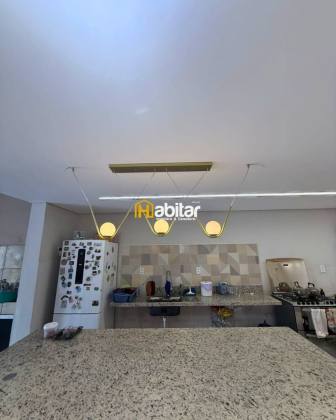 Casa Para Alugar com 4 quartos sendo 3 suítes no bairro Isaura Parente em Rio Branco Acre