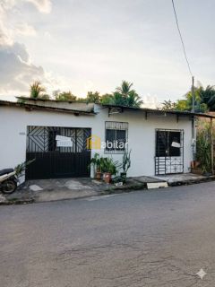Casa no Wanderley Dantas - Com ponto comercial