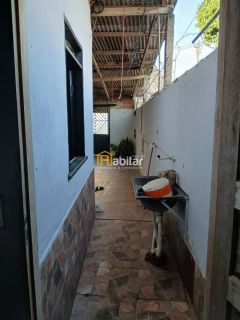Casa no Wanderley Dantas - Com ponto comercial