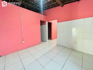 CASA COMERCIAL NA BARRA DOS COQUEIROS