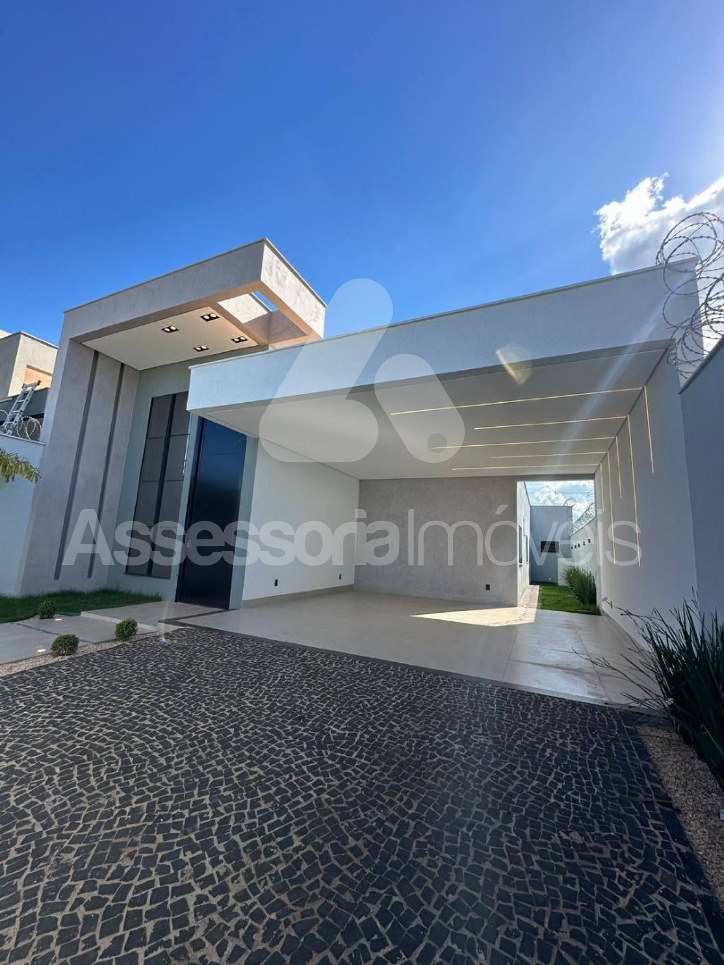 CASA BEIRA RIO 2 ALTO PADRÃO - 950 MIL