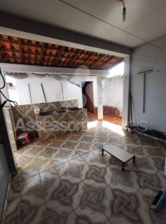 IMÓVEL COMERCIAL E RESIDENCIAL - 830 MIL