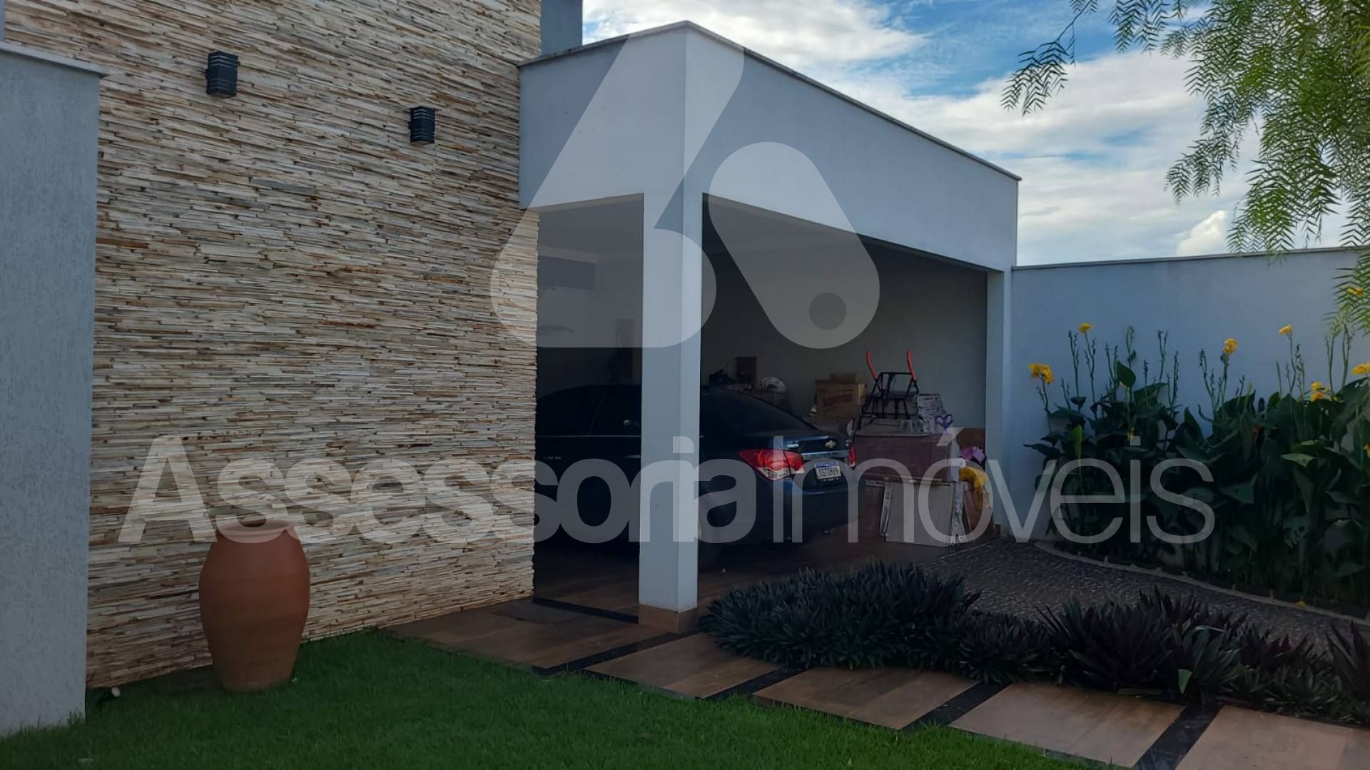 CASA JARDIM PRIMAVERA - 900 MIL