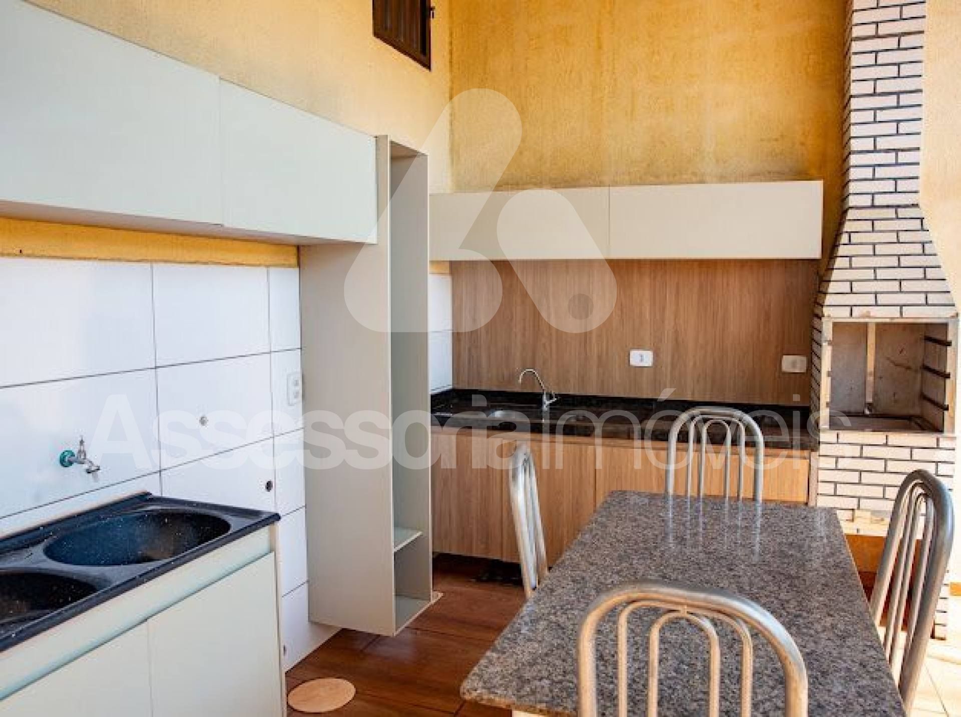 CASA JARDIM EUROPA 230 MIL