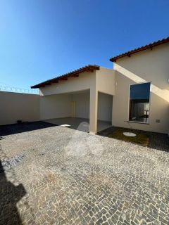 MARAVILHOSA CASA NO BEIRA RIO II