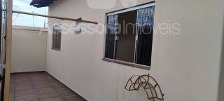CASA Á 100 METROS DA  AV.ITARUMÃ