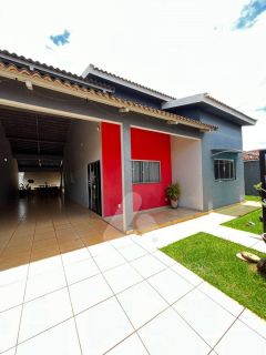CASA Á VENDA