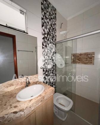 Casa à Venda ao Lado do SENAI – 3 Quartos | Móveis Planejados