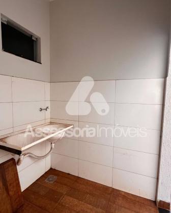 Casa à Venda ao Lado do SENAI – 3 Quartos | Móveis Planejados