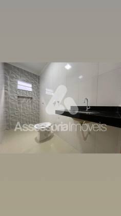 Casa Moderna com Acabamento Premium Localizada no Bairro Nossa Senhora da Saúde