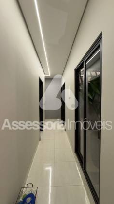 Casa à venda no Setor Jardim Leonora– R$ 820.000  Localizada em uma excelente região, esta casa oferece conforto, modernidade e uma área de lazer completa para desfrutar de momentos inesquecíveis.