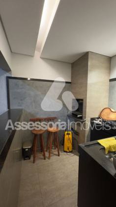 Casa à venda no Setor Jardim Leonora– R$ 820.000  Localizada em uma excelente região, esta casa oferece conforto, modernidade e uma área de lazer completa para desfrutar de momentos inesquecíveis.