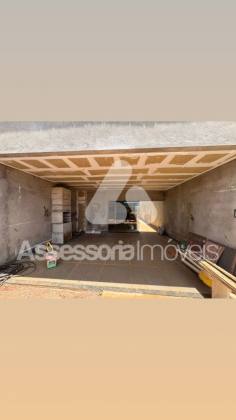 Casa em fase final de construção à venda no bairro Santa Rita