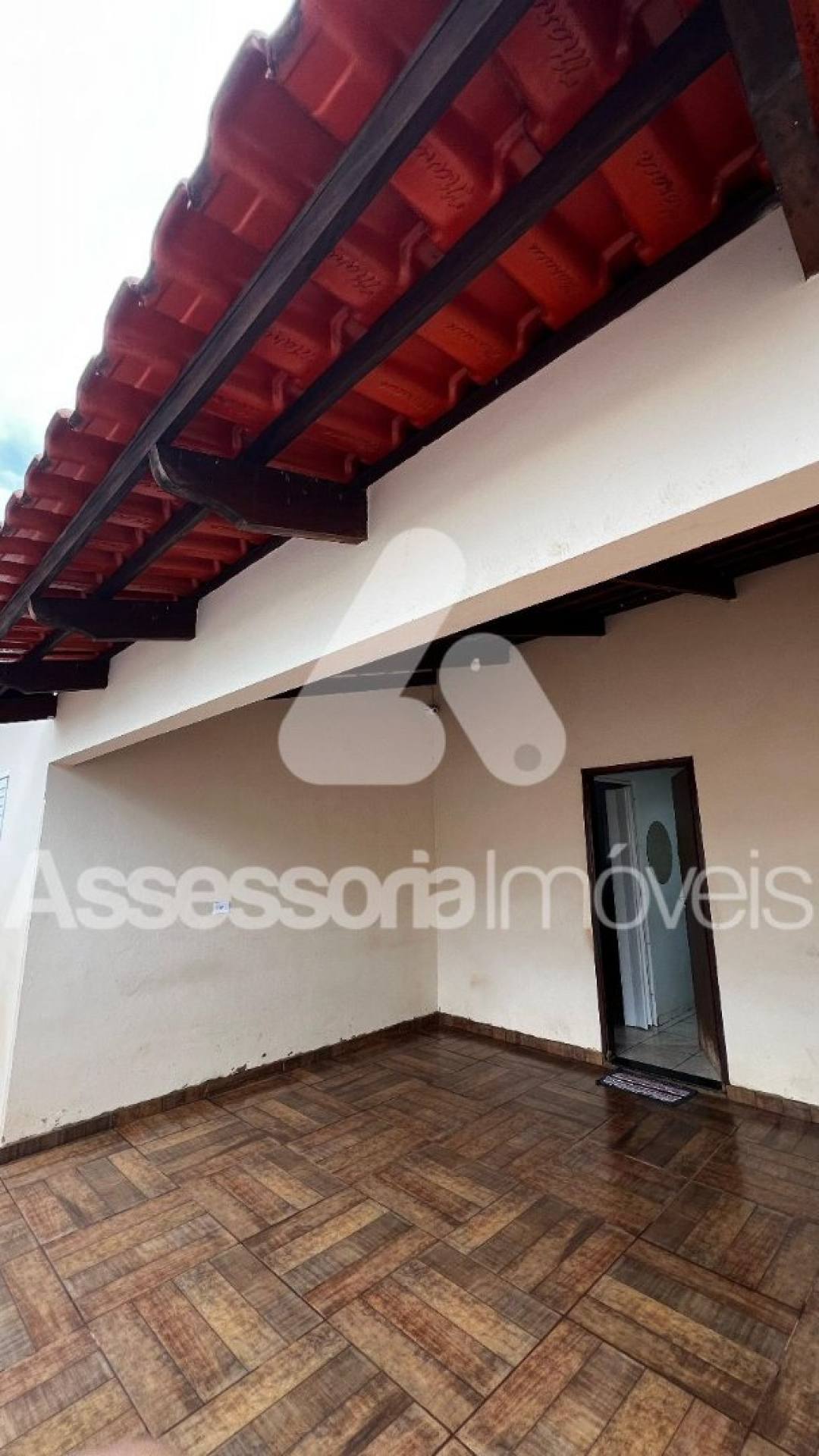 Vendo essa casa há 100 metros da Av do Fórum Bairro São Judas