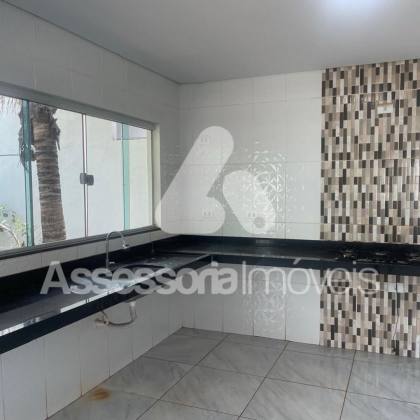 Casa Super Completa à Venda – Bairro Maria Luiza Machado