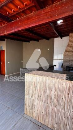 Vendo casa completa com excelente localização! A 200 m do supermercado Skinão.