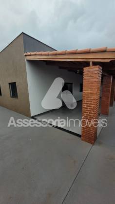 VENDE-SE CASA – Setor Afonso Pena ? Excelente localização dentro do bairro!