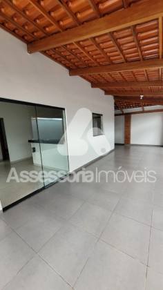 VENDE-SE CASA – Setor Afonso Pena ? Excelente localização dentro do bairro!