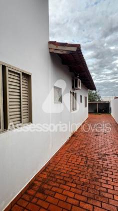 Casa à Venda – Bairro Santos Dumont