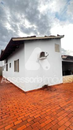 Casa à Venda – Bairro Santos Dumont