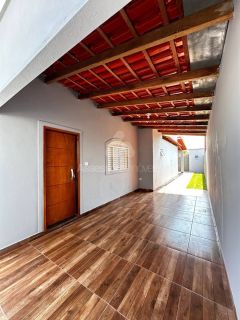 CASA Á VENDA NOVO HORIZONTE