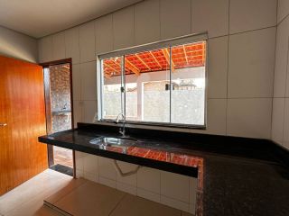 CASA Á VENDA NOVO HORIZONTE