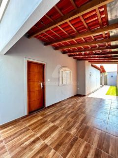 CASA Á VENDA NOVO HORIZONTE