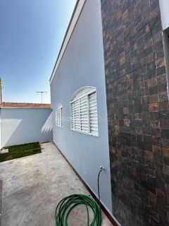 CASA Á VENDA NOVO HORIZONTE
