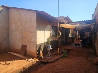 Casa à venda – Ladário