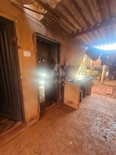 Casa à venda – Ladário