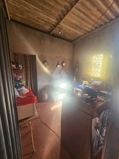 Casa à venda – Ladário