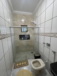 Vendo essa Casa de esquina!
