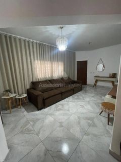 Vendo essa Casa de esquina!