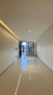 Casa Moderna à Venda – Bairro Santa Maria