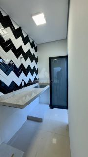 Casa Moderna à Venda – Bairro Santa Maria