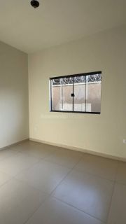 Casa à Venda no Bairro Planalto