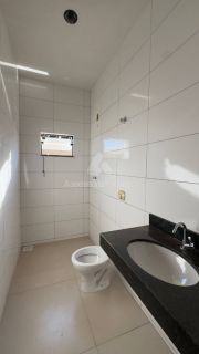 Casa à Venda no Bairro Planalto