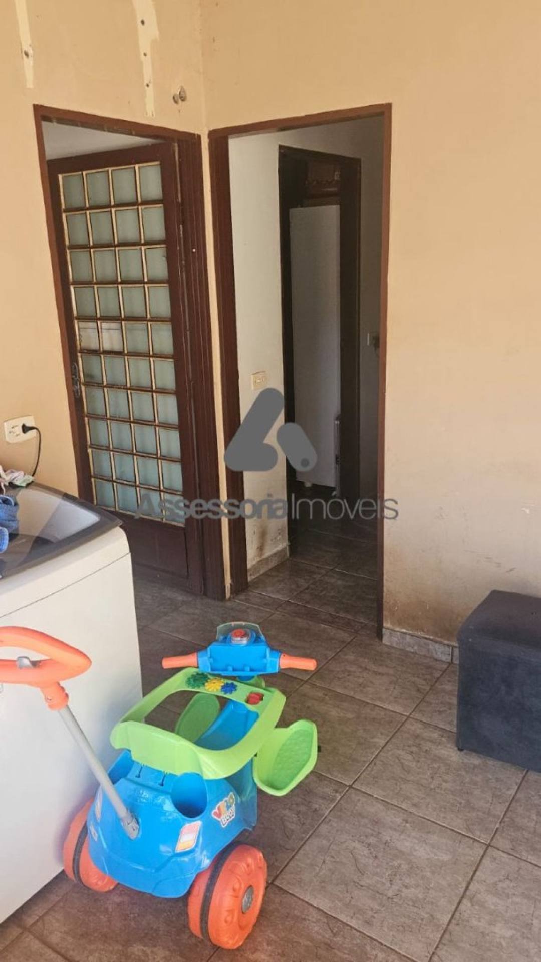 Ponto Comercial com Casa nos Fundos