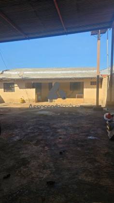 Ponto Comercial com Casa nos Fundos