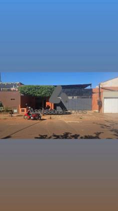 Ponto Comercial com Casa nos Fundos