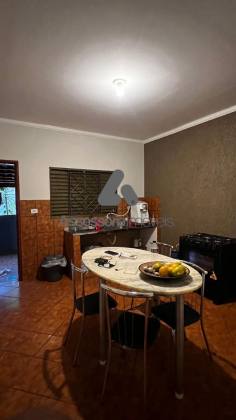 Casa à Venda no Bairro Planalto