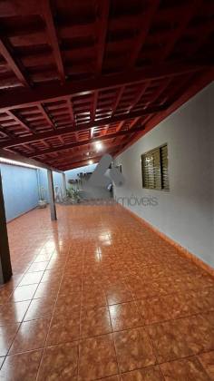 Casa à Venda no Bairro Planalto