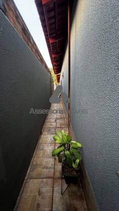 Casa à Venda no Bairro Planalto