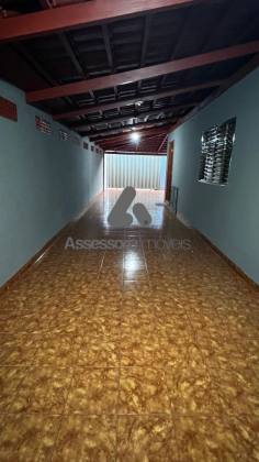 Casa à Venda no Bairro Planalto