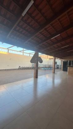 Vende-se Casa no Bairro Sonho Verde