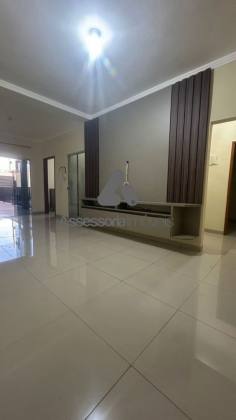 Vende-se Casa no Bairro Sonho Verde