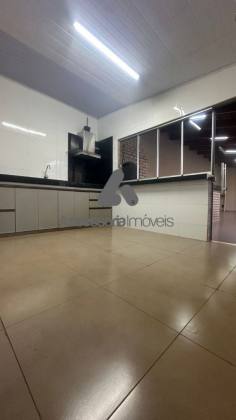 Vende-se Casa no Bairro Sonho Verde