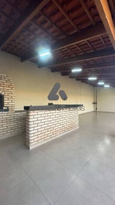 Vende-se Casa no Bairro Sonho Verde