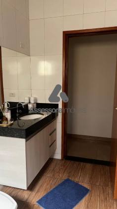 Casa Para Vender com 3 quartos 1 suítes no bairro PARANAÍBA