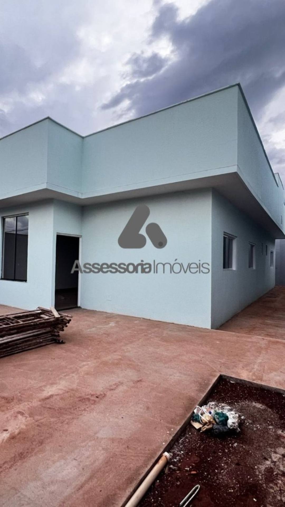 Casa Para Vender com 3 quartos 1 suítes no bairro Flamboyant 2